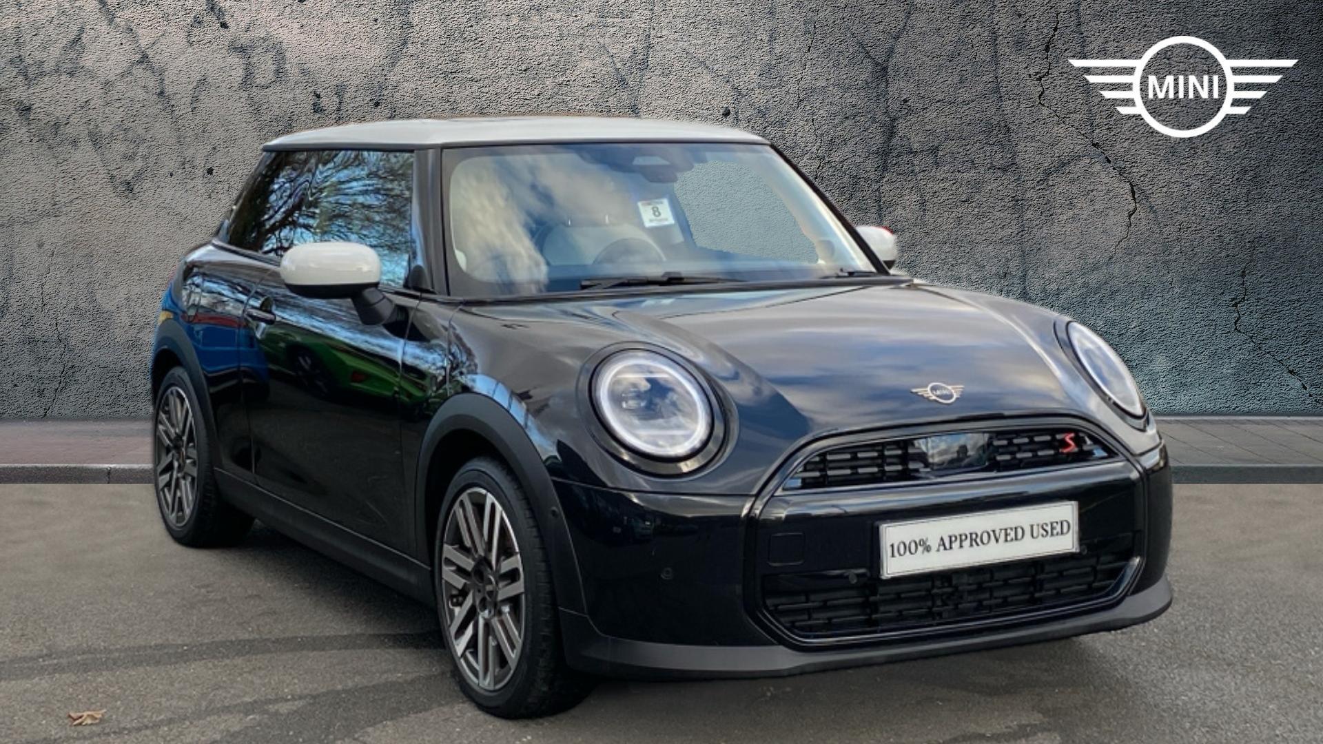 Main listing image - MINI Hatchback