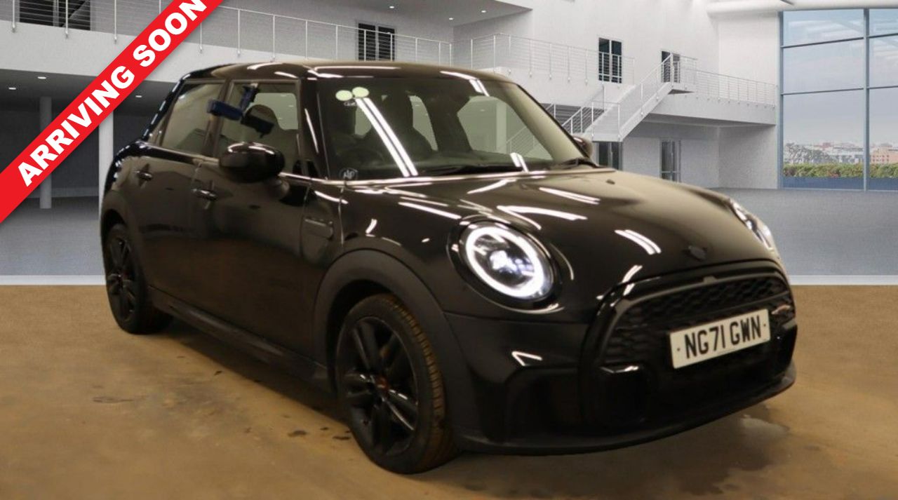 Main listing image - MINI Hatchback 5dr