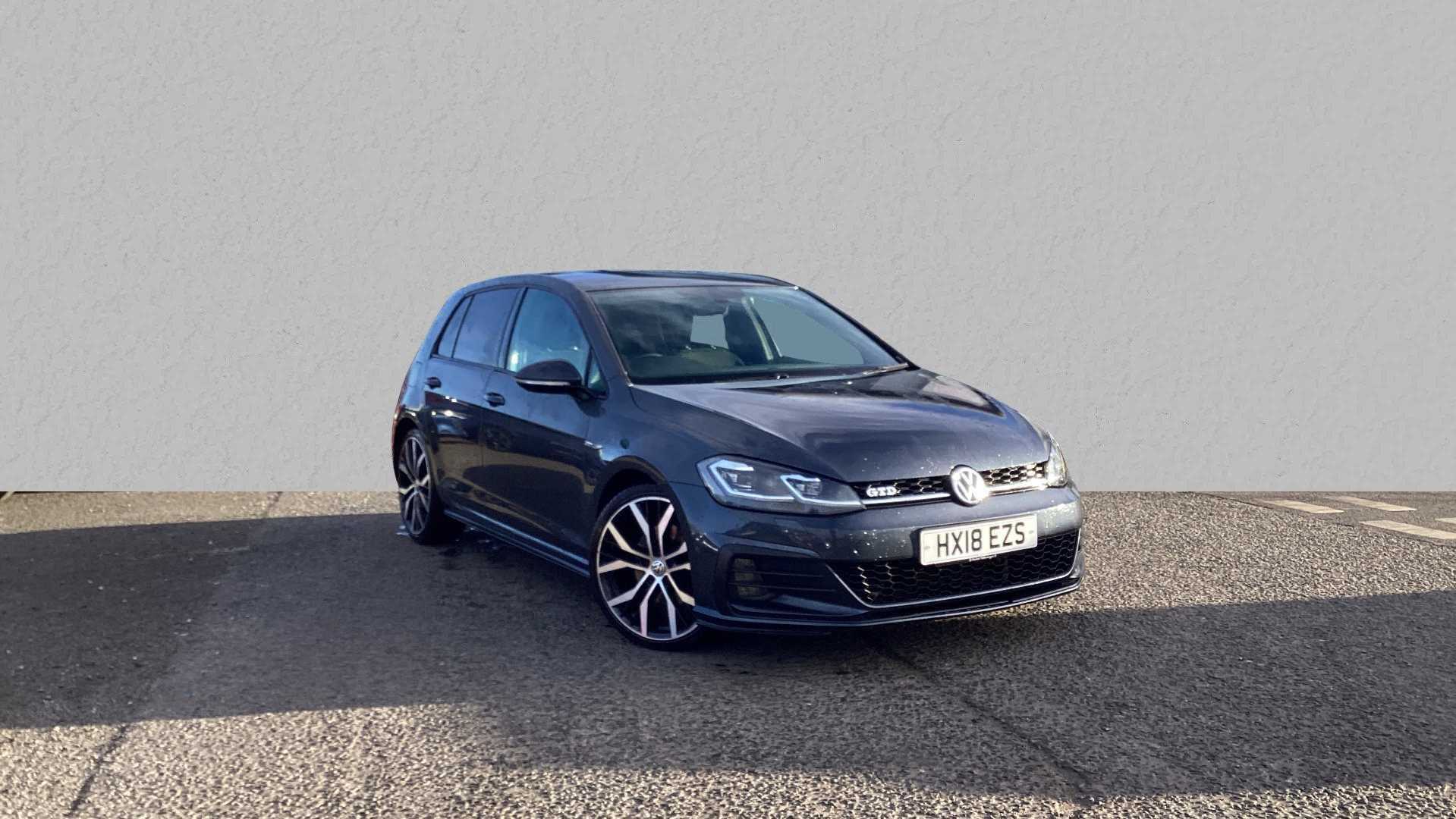 Main listing image - Volkswagen Golf