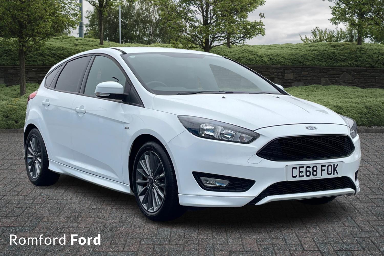 Main listing image - Ford Focus