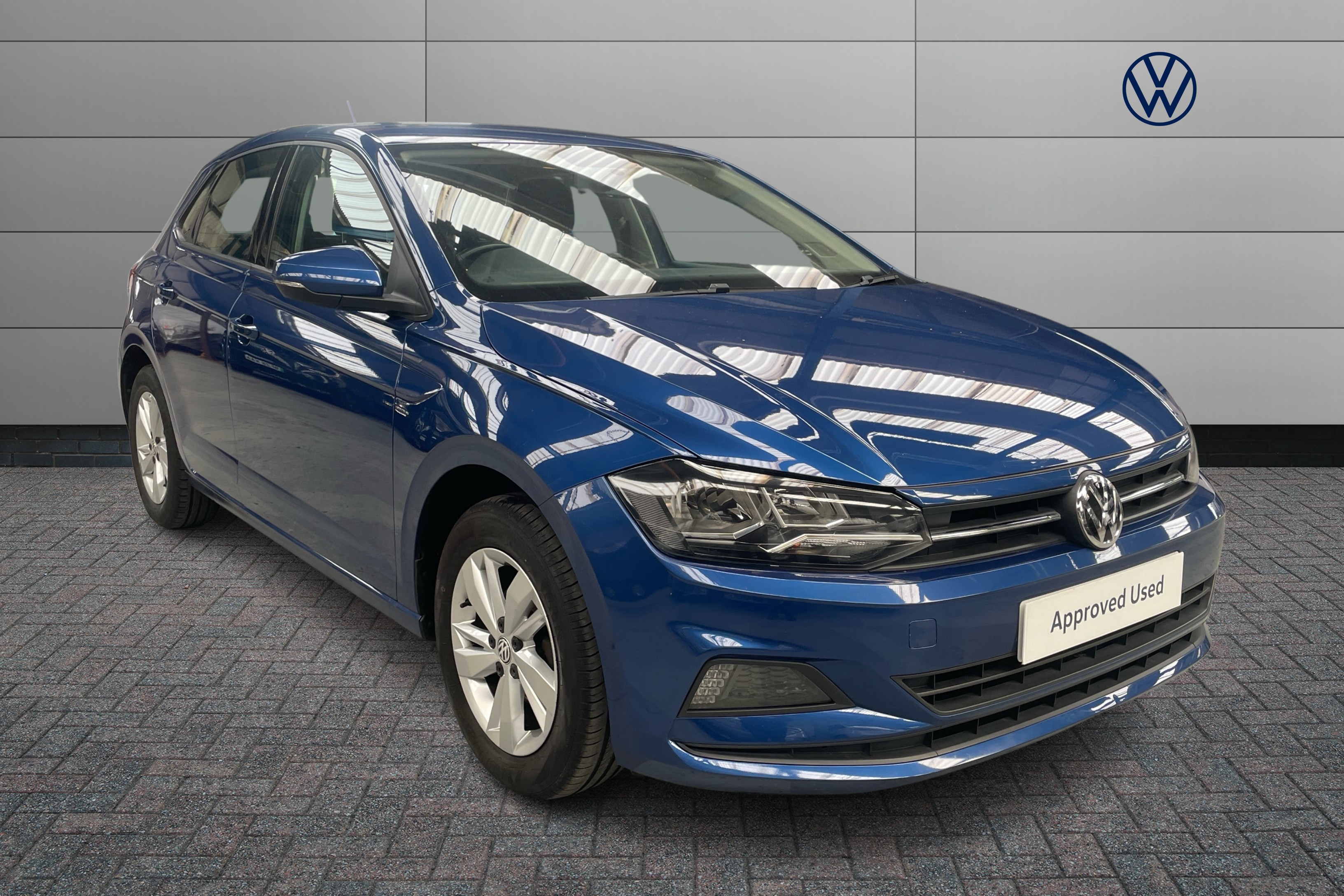 Main listing image - Volkswagen Polo