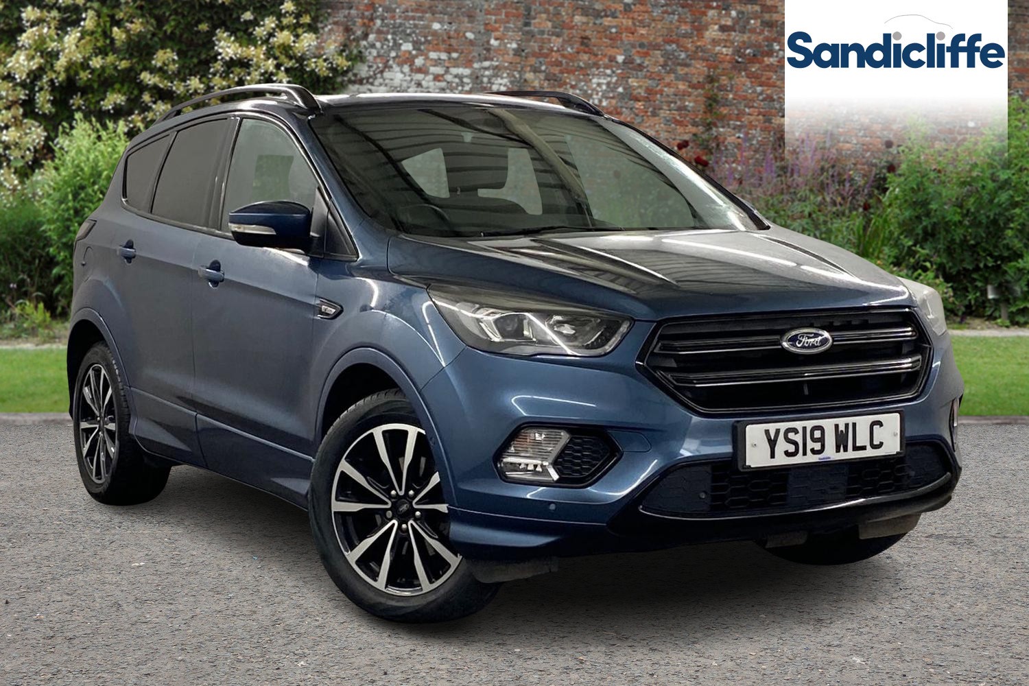 Main listing image - Ford Kuga