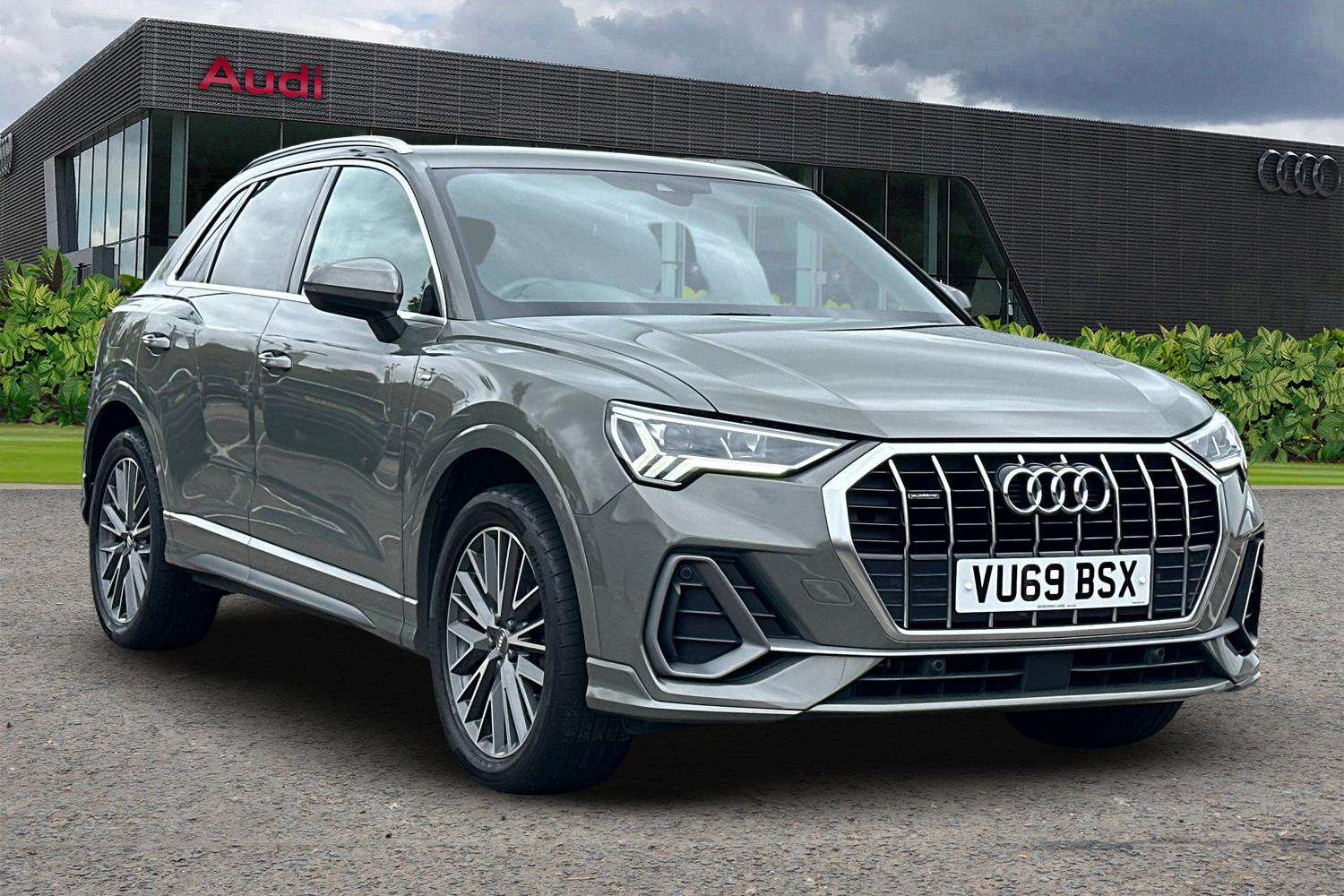 Main listing image - Audi Q3