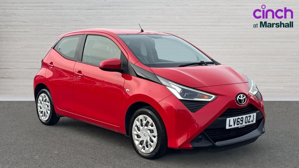 Main listing image - Toyota Aygo