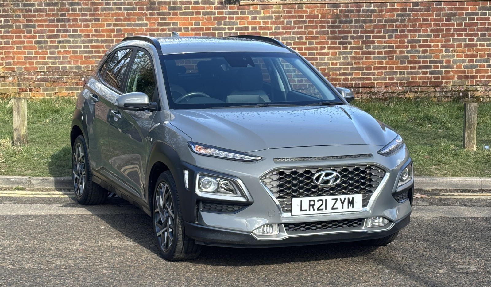 Main listing image - Hyundai Kona