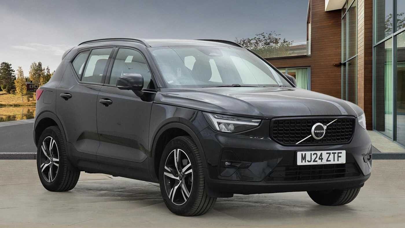 Main listing image - Volvo XC40