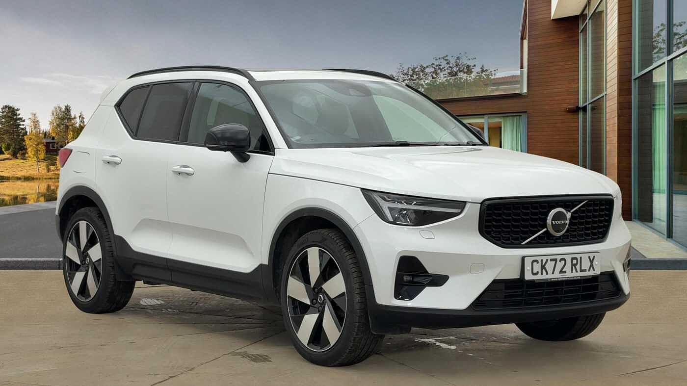 Main listing image - Volvo XC40 Recharge