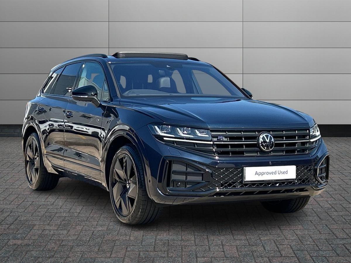 Main listing image - Volkswagen Touareg