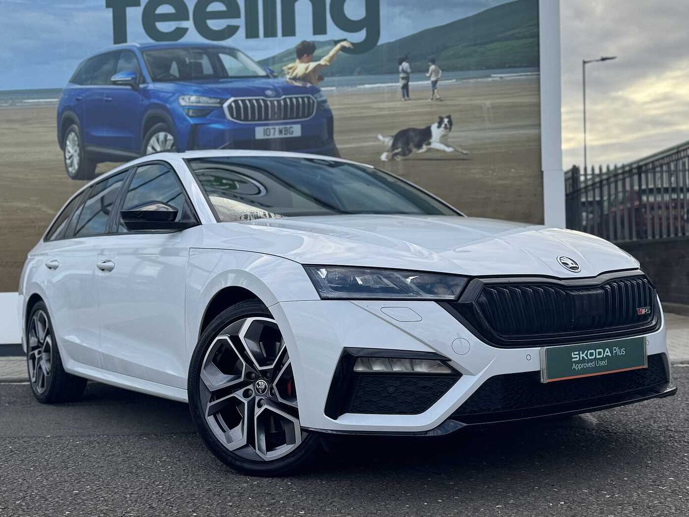 Main listing image - Skoda Octavia Estate