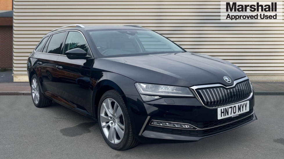 Main listing image - Skoda Superb Estate