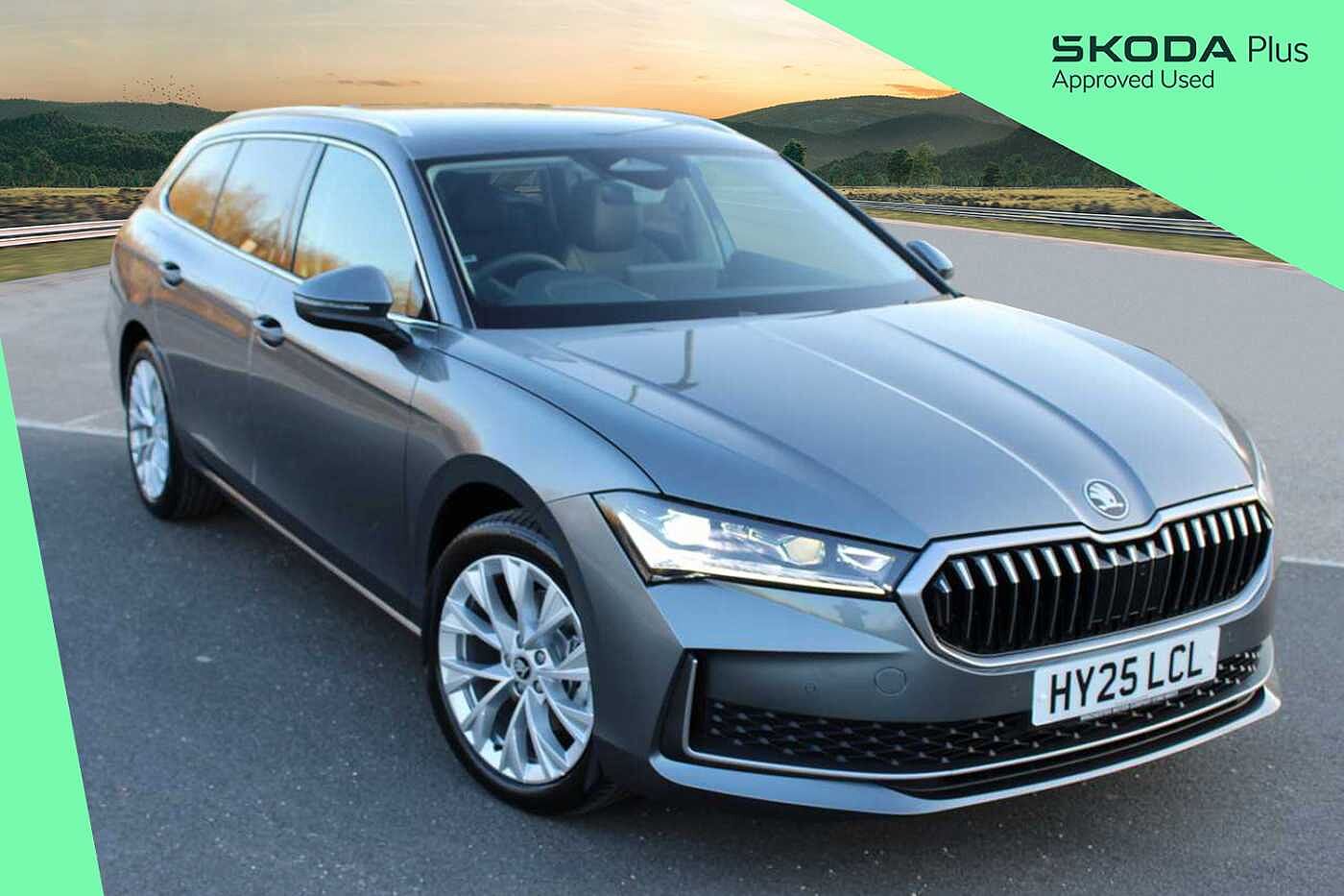 Main listing image - Skoda Superb Estate