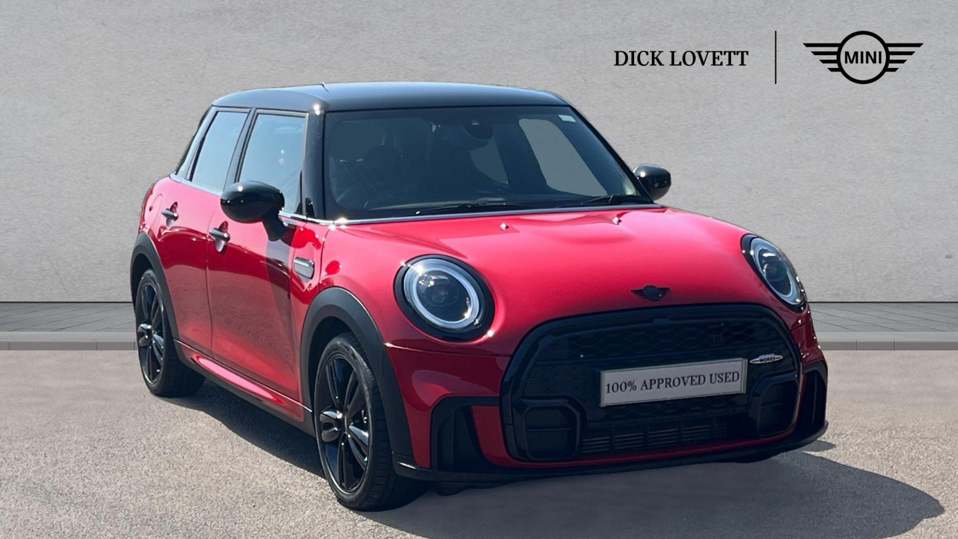 Main listing image - MINI Hatchback 5dr