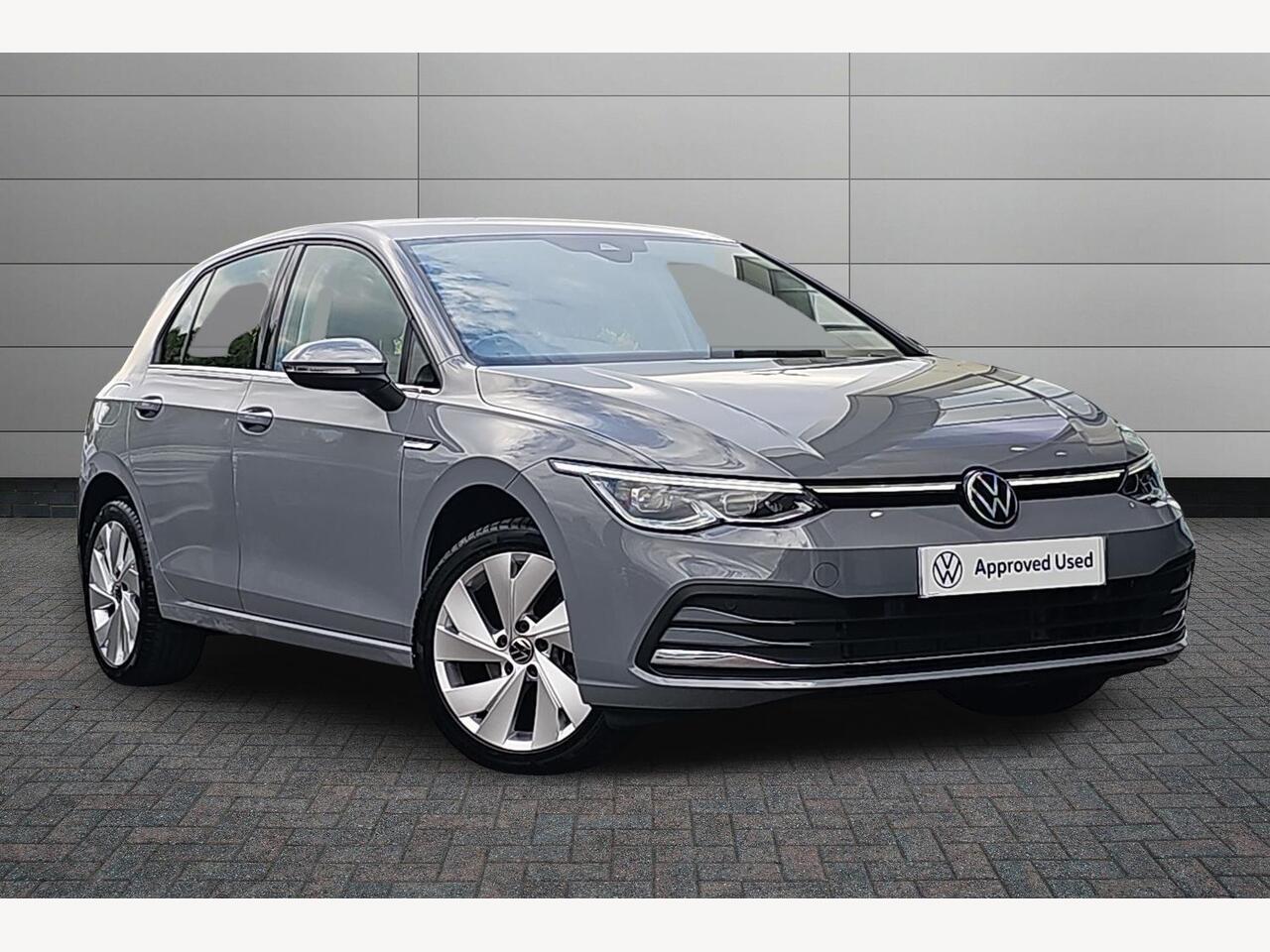 Main listing image - Volkswagen Golf