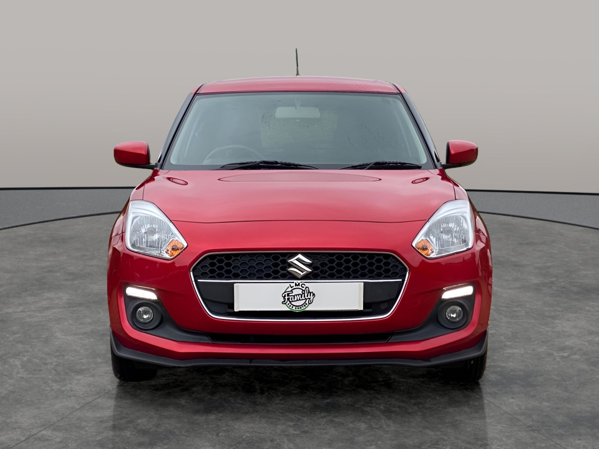 Main listing image - Suzuki Swift