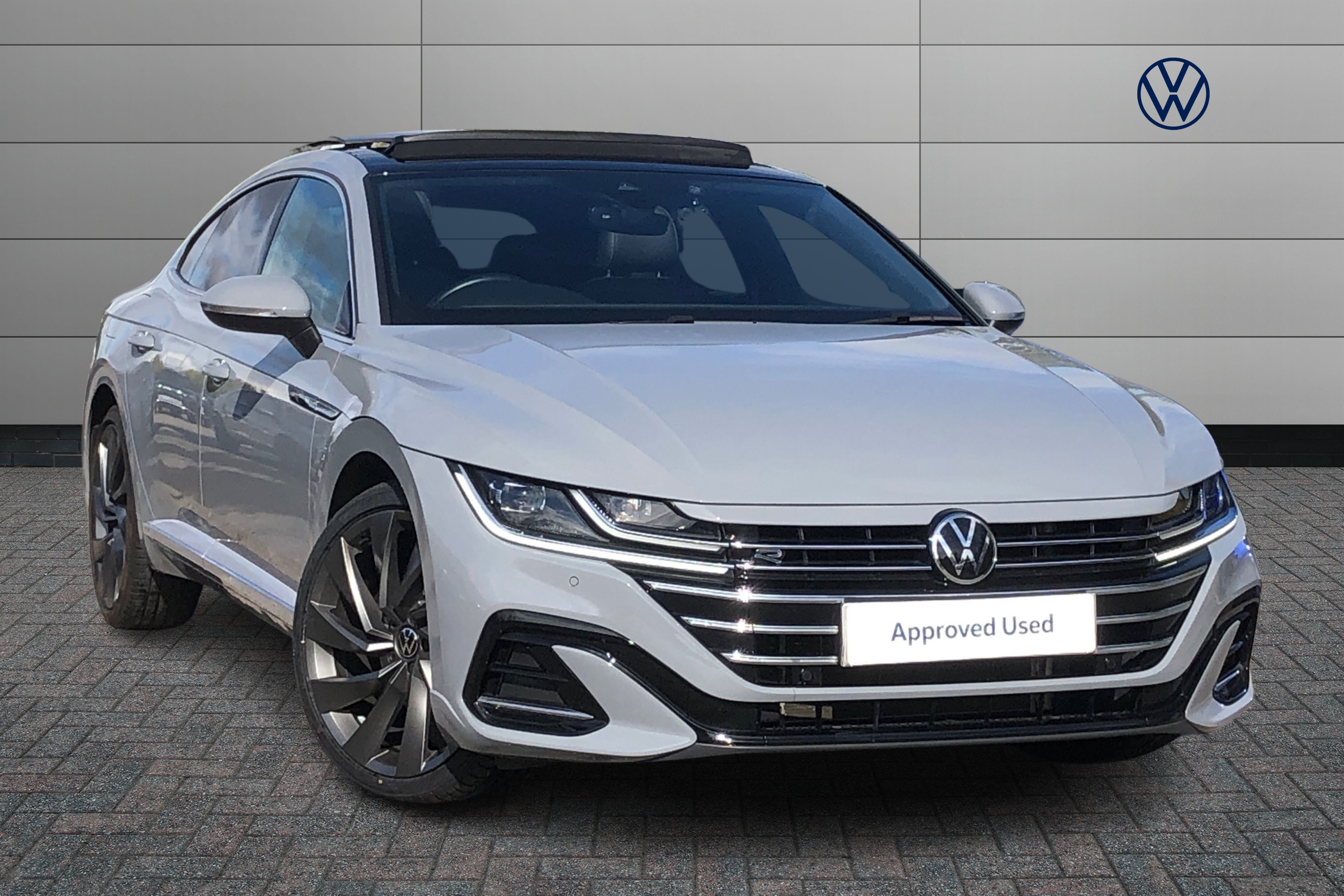 Main listing image - Volkswagen Arteon