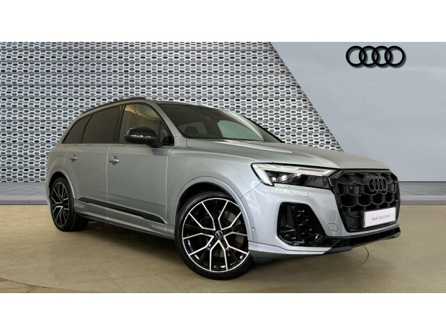 Main listing image - Audi Q7