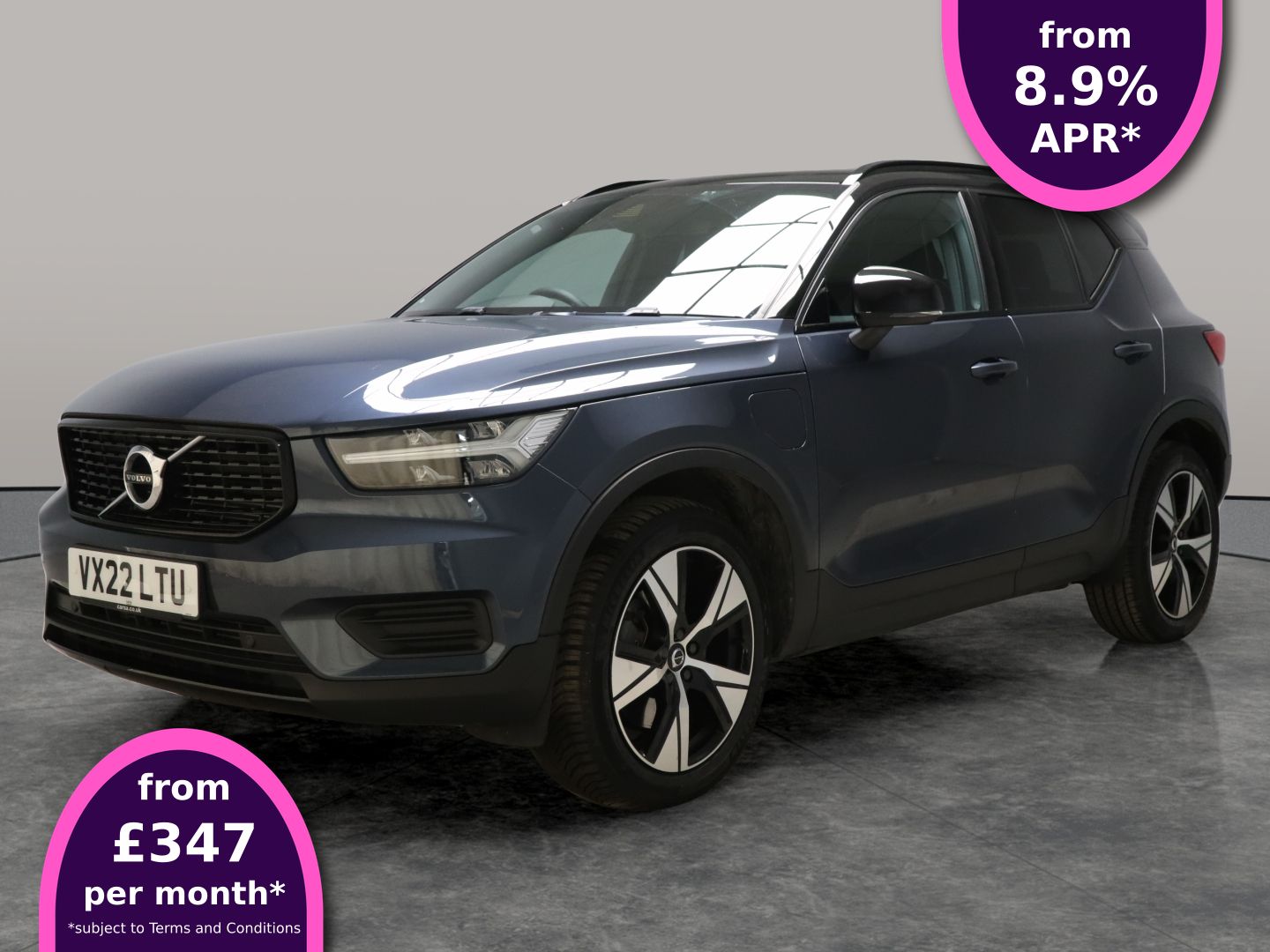 Main listing image - Volvo XC40 Recharge