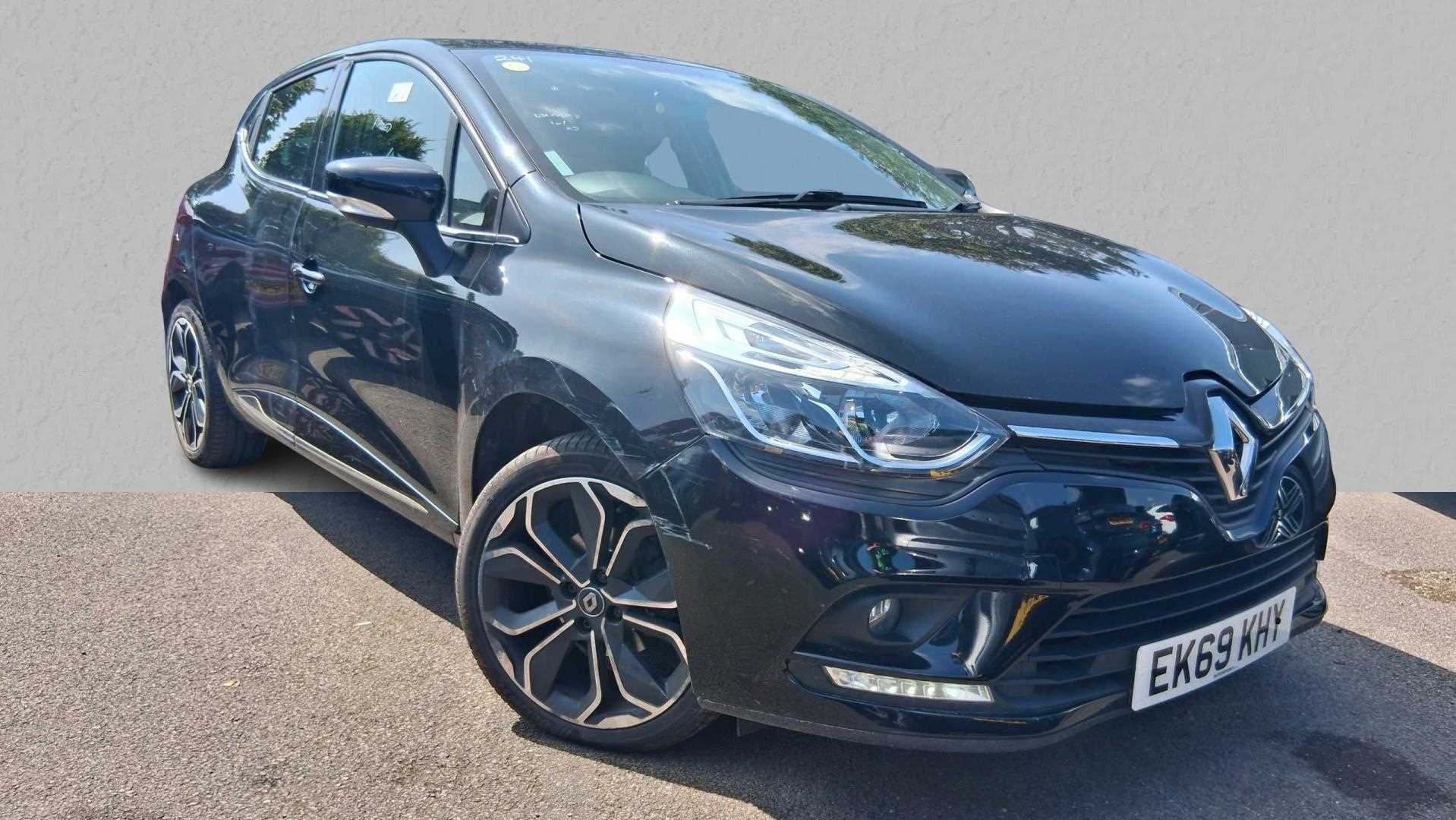 Main listing image - Renault Clio