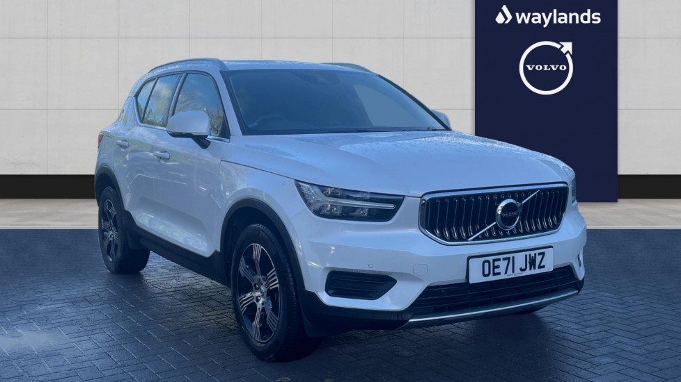 Main listing image - Volvo XC40