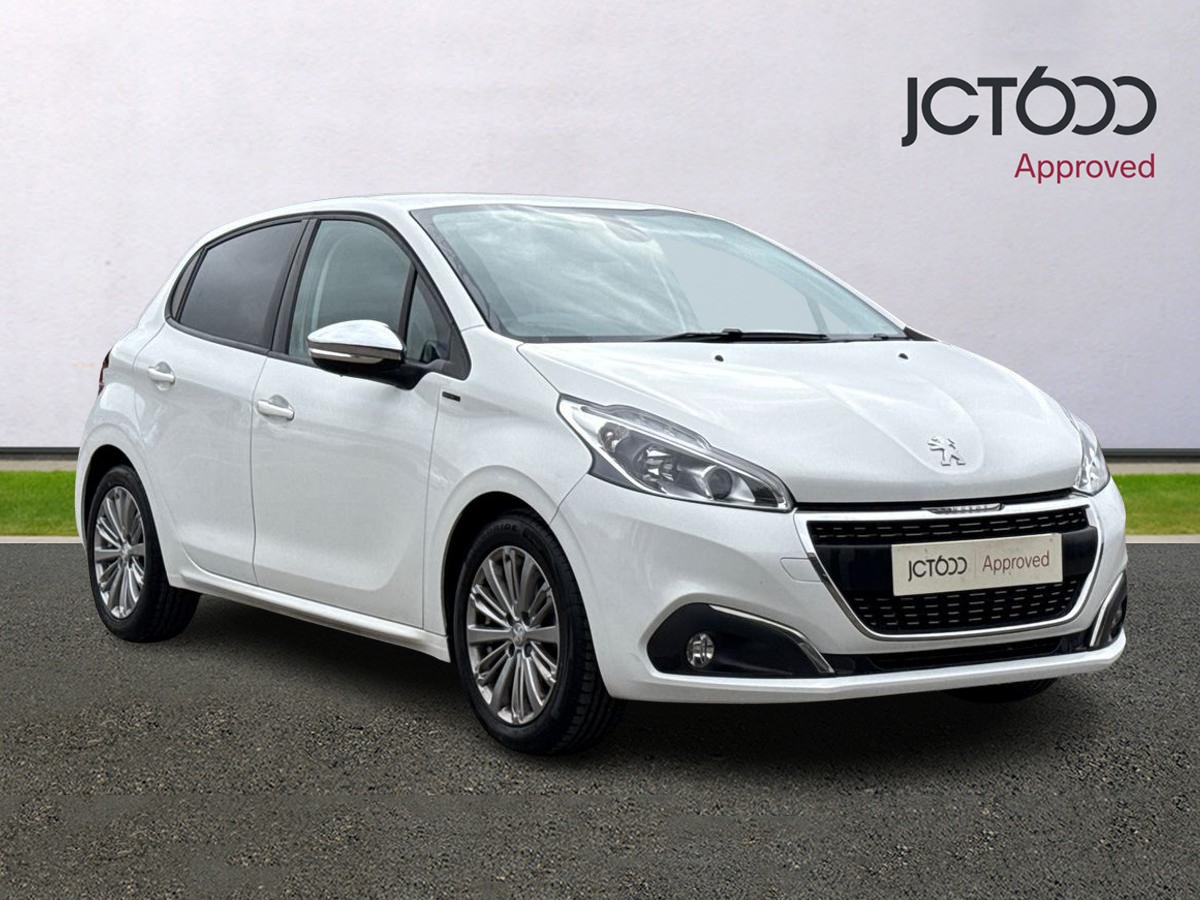 Main listing image - Peugeot 208
