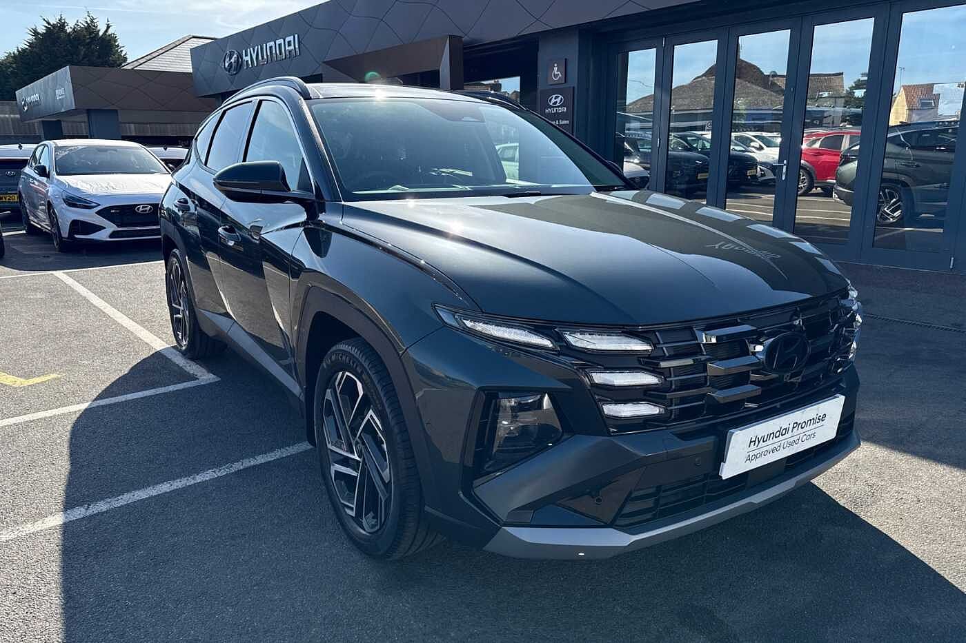 Main listing image - Hyundai Tucson