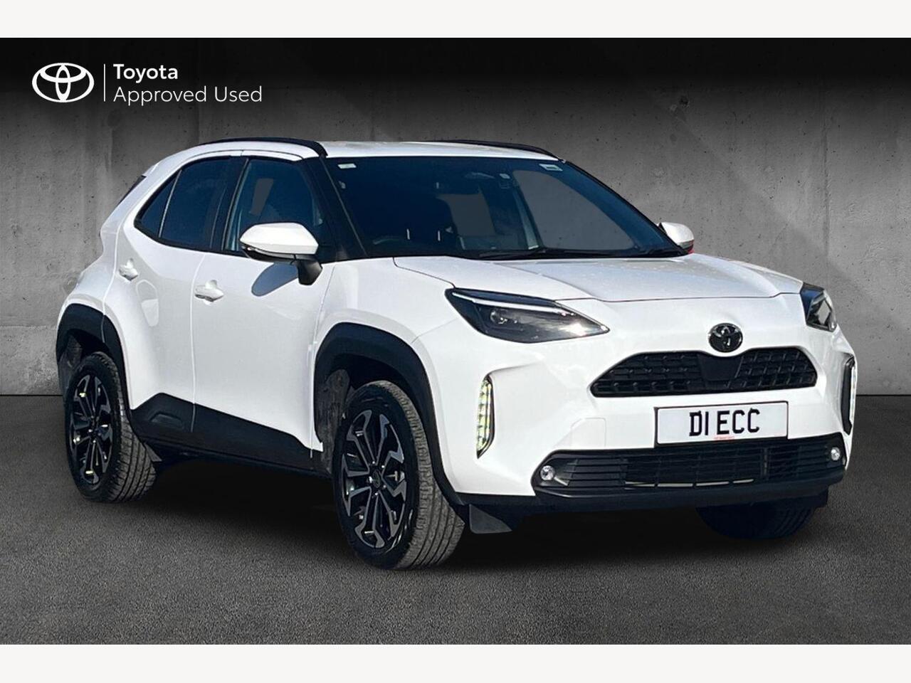 Main listing image - Toyota Yaris Cross