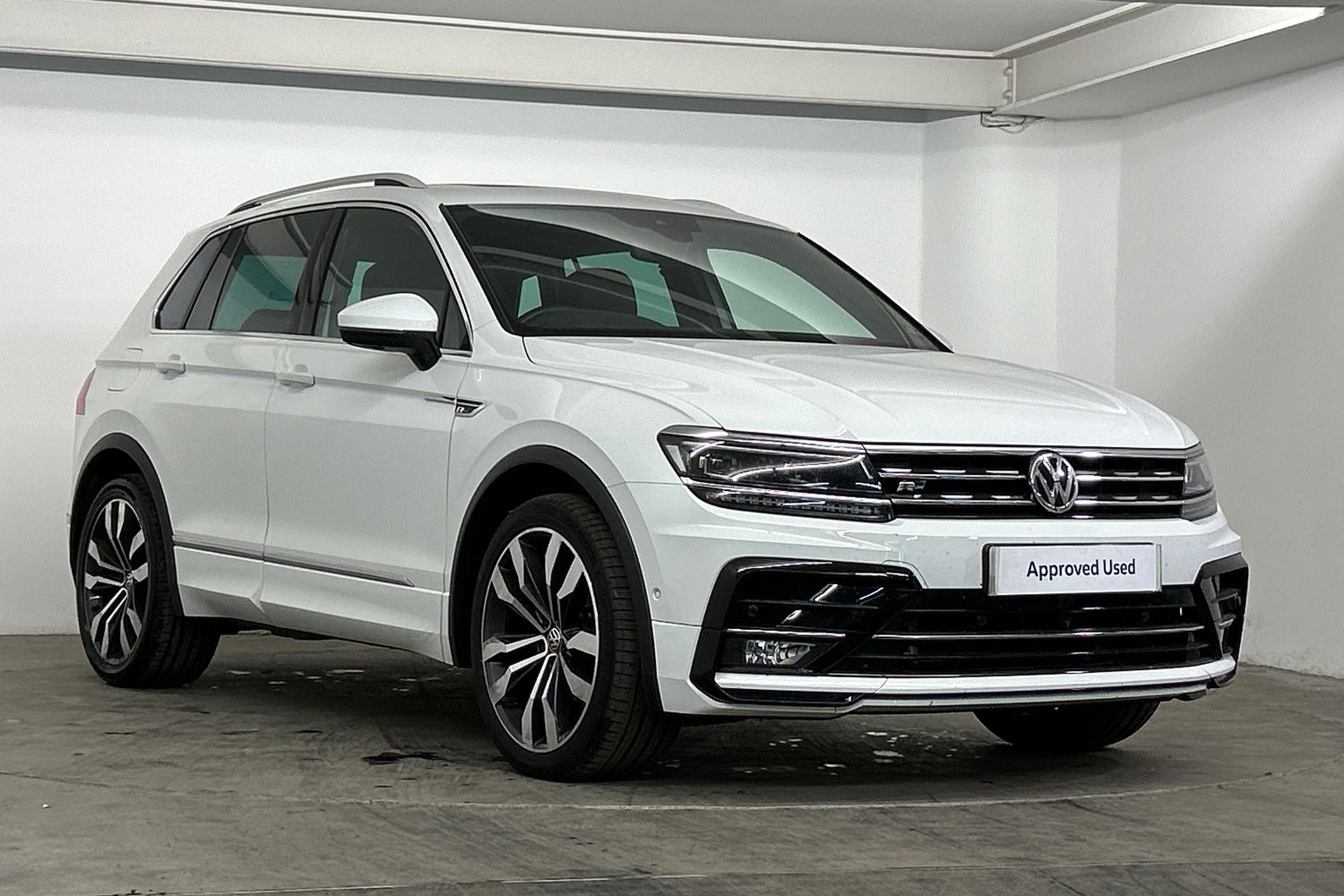 Main listing image - Volkswagen Tiguan