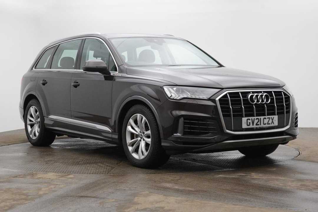 Main listing image - Audi Q7