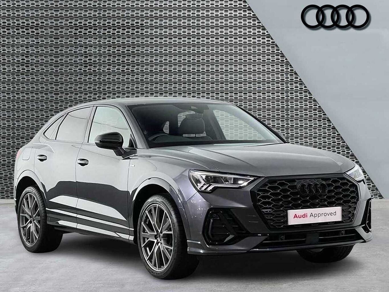 Main listing image - Audi Q3
