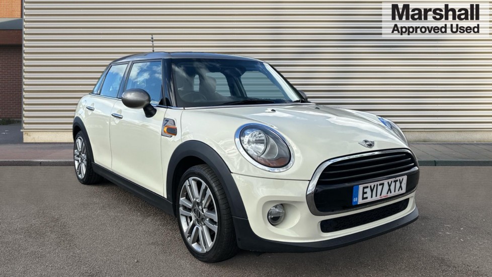 Main listing image - MINI Hatchback 5dr