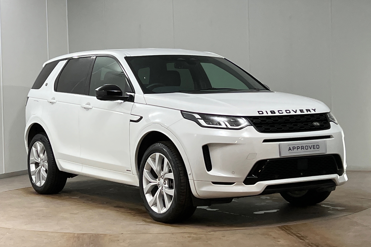 Main listing image - Land Rover Discovery Sport