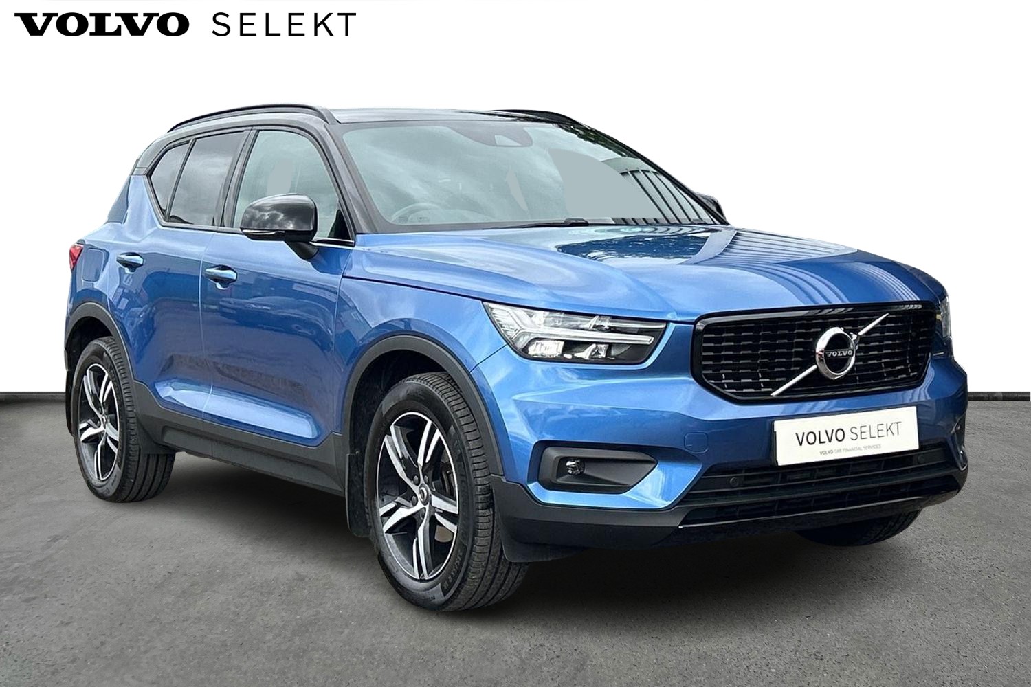 Main listing image - Volvo XC40