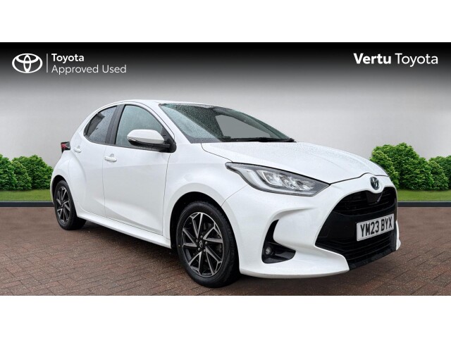 Main listing image - Toyota Yaris