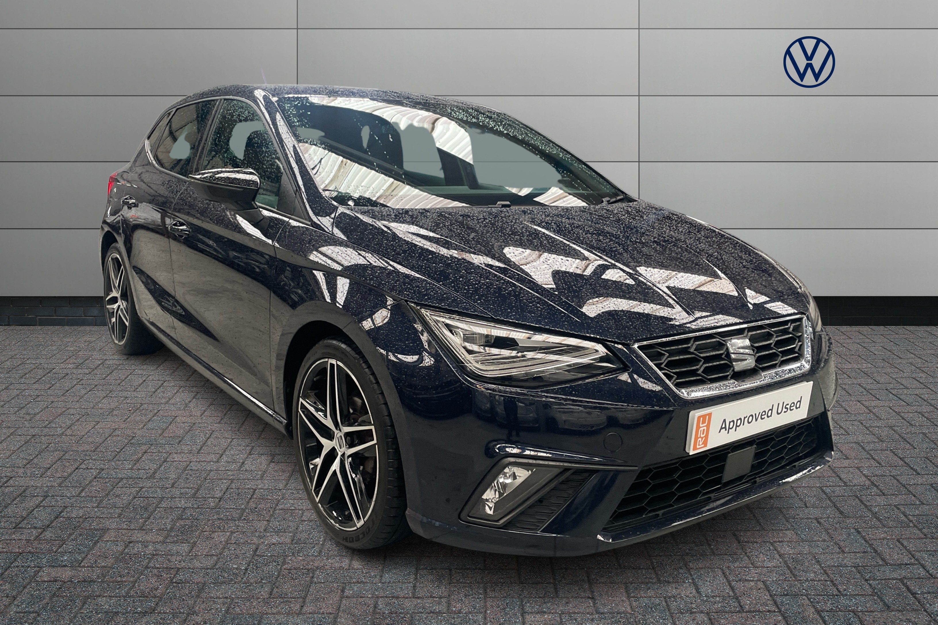 Main listing image - SEAT Ibiza