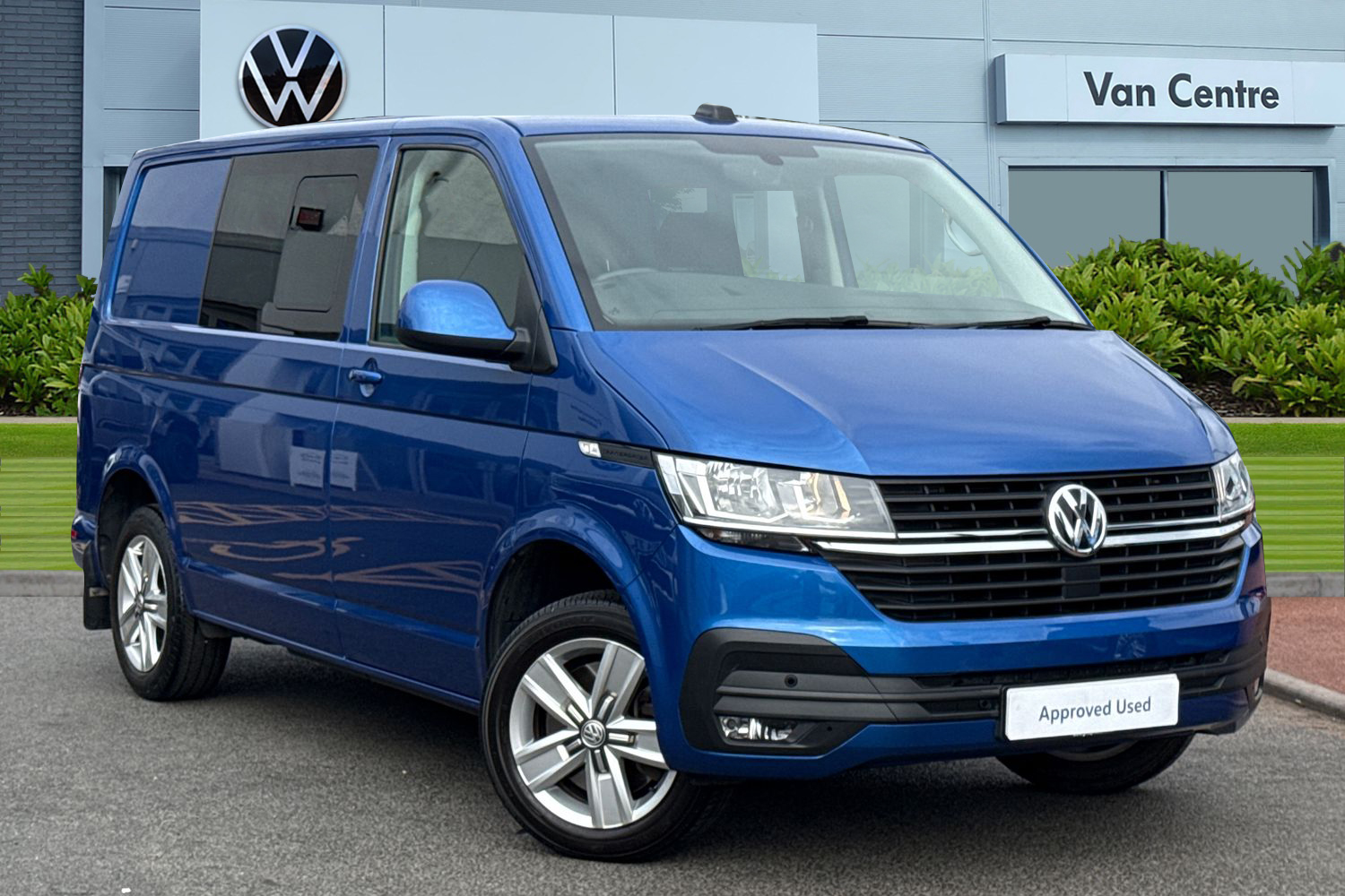 Main listing image - Volkswagen Transporter