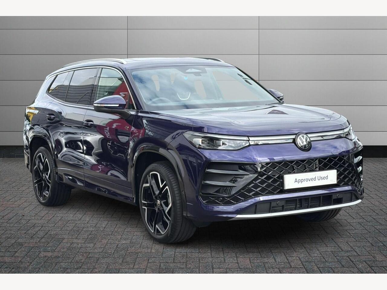 Main listing image - Volkswagen Tayron
