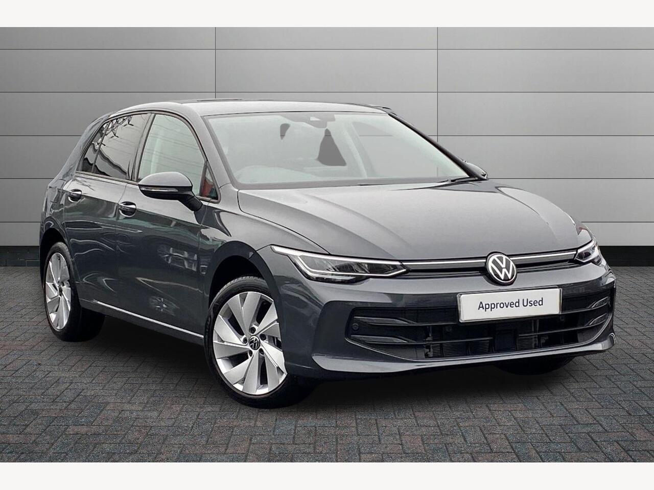 Main listing image - Volkswagen Golf