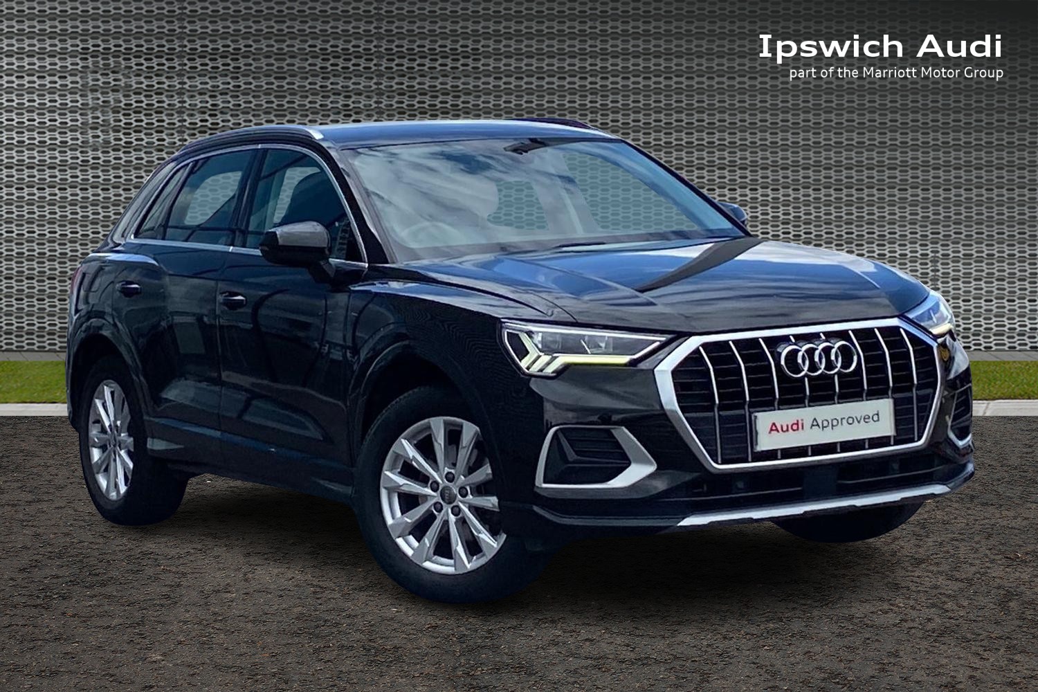 Main listing image - Audi Q3