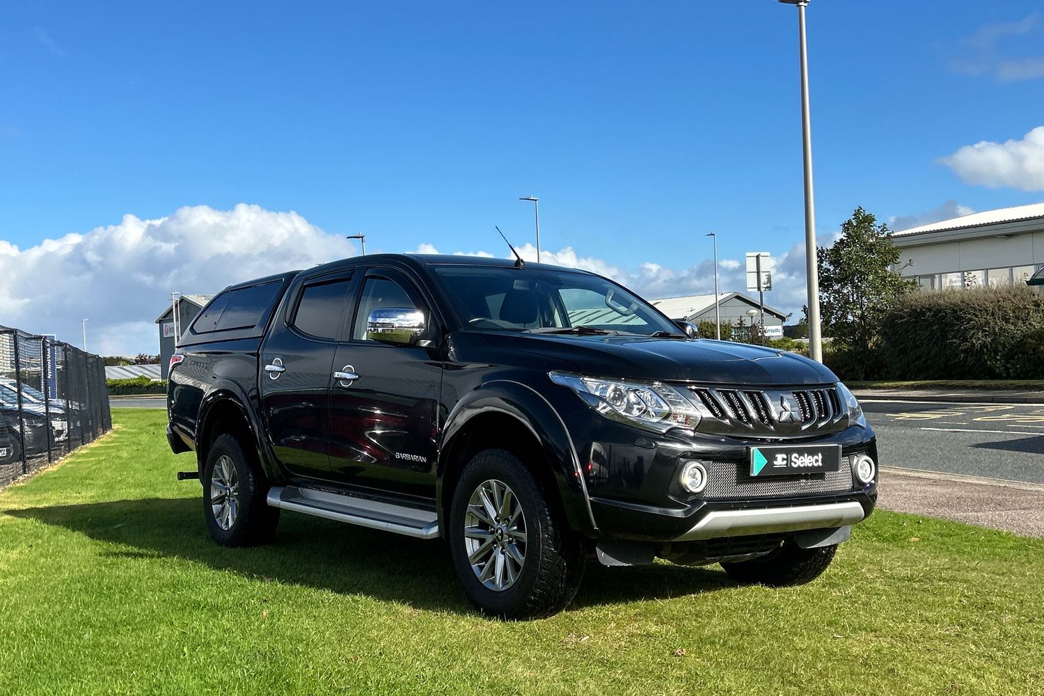 Main listing image - Mitsubishi L200