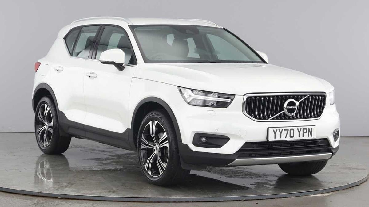 Main listing image - Volvo XC40