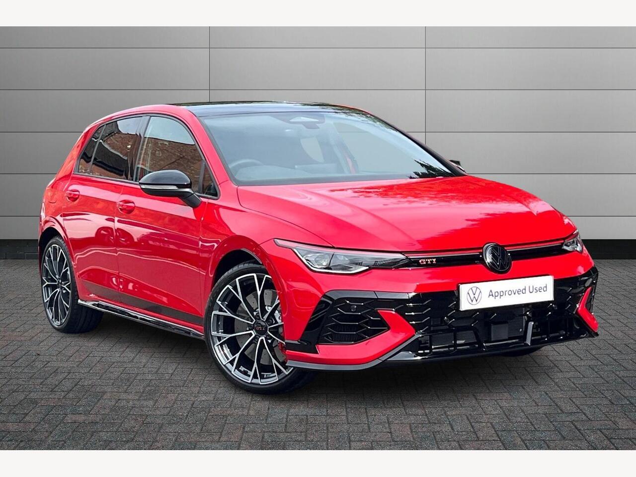 Main listing image - Volkswagen Golf