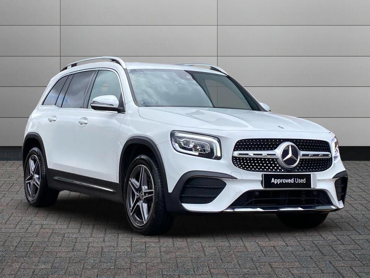 Main listing image - Mercedes-Benz GLB