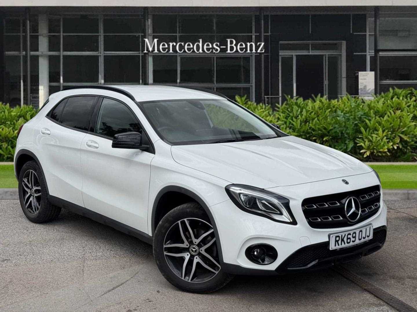 Main listing image - Mercedes-Benz GLA
