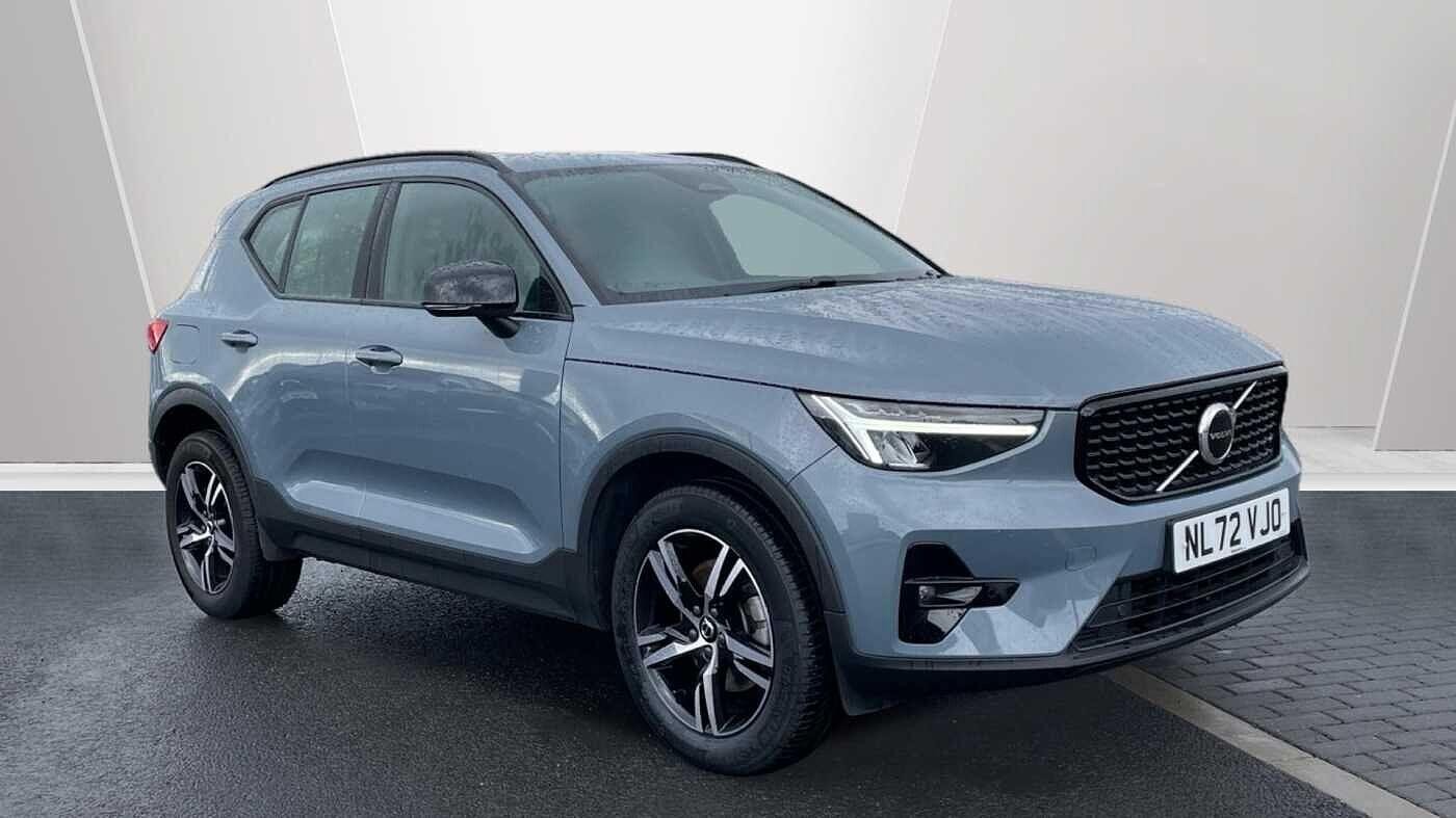 Main listing image - Volvo XC40
