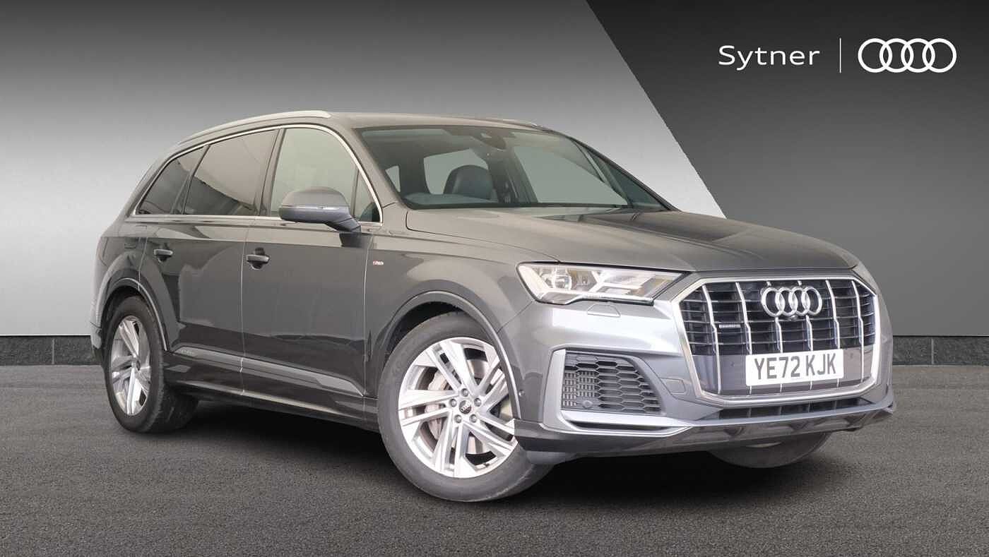 Main listing image - Audi Q7