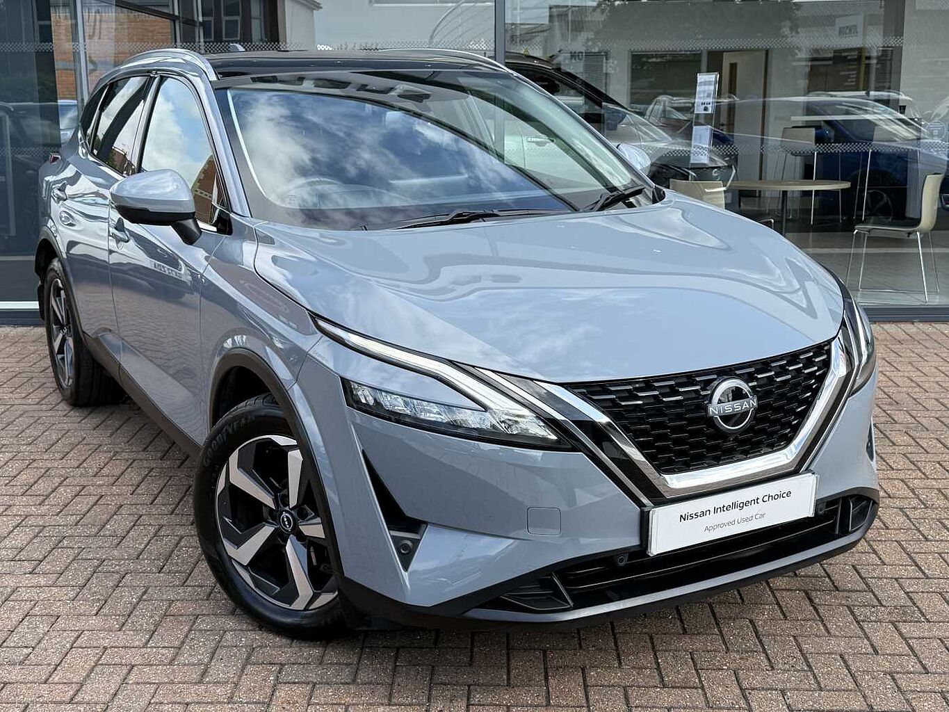 Main listing image - Nissan Qashqai