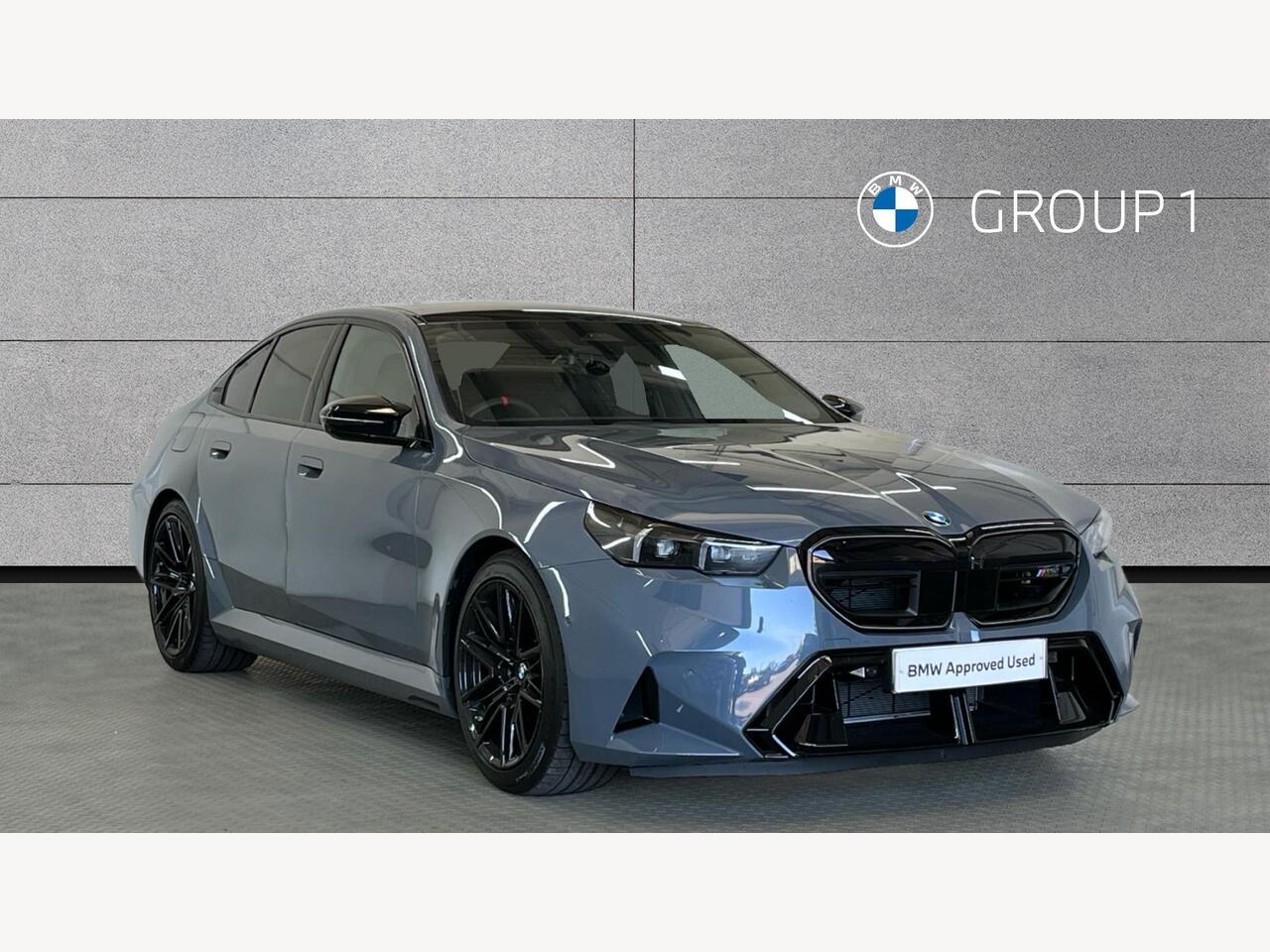 Main listing image - BMW M5