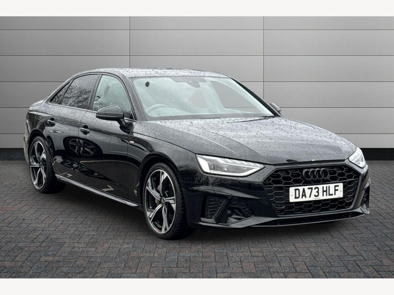 Main listing image - Audi A4