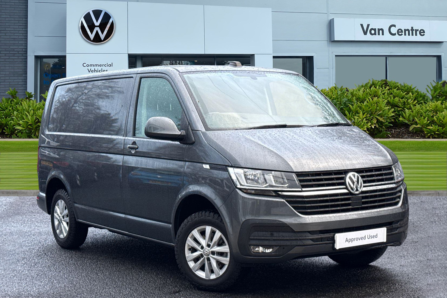 Main listing image - Volkswagen Transporter