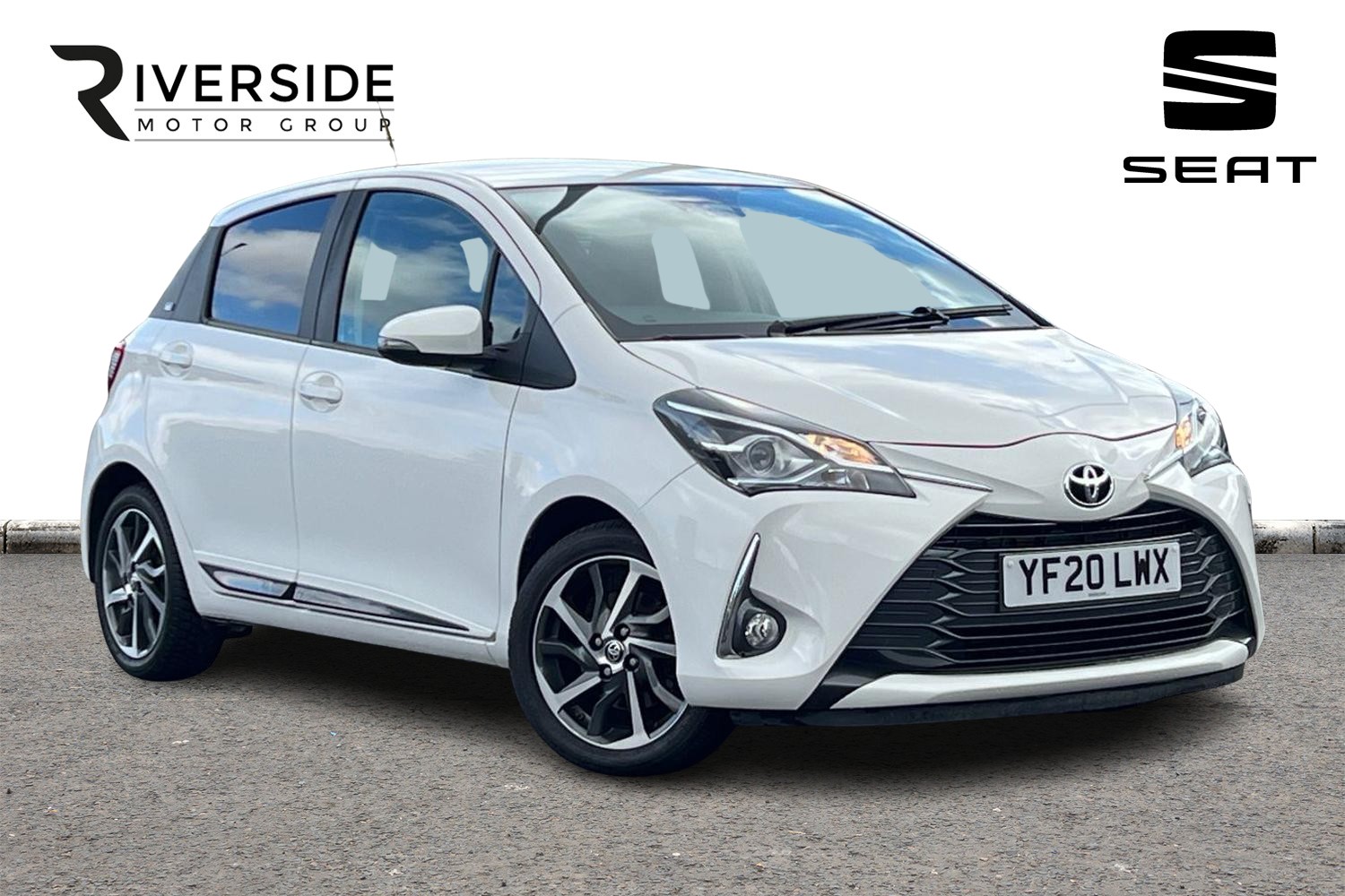 Main listing image - Toyota Yaris